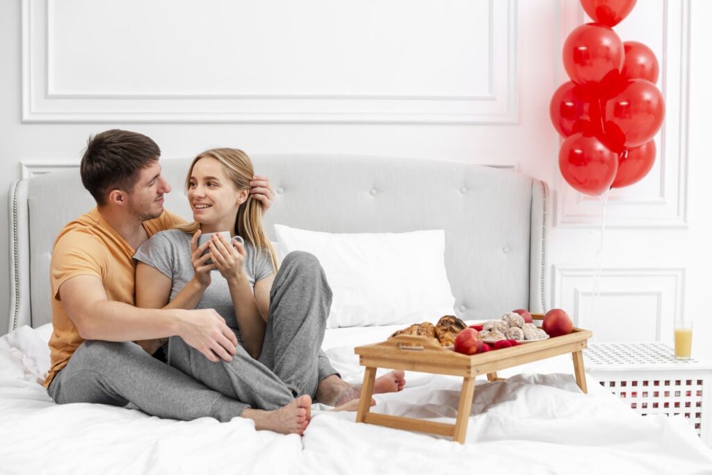 Cara Bikin Staycation Romantis